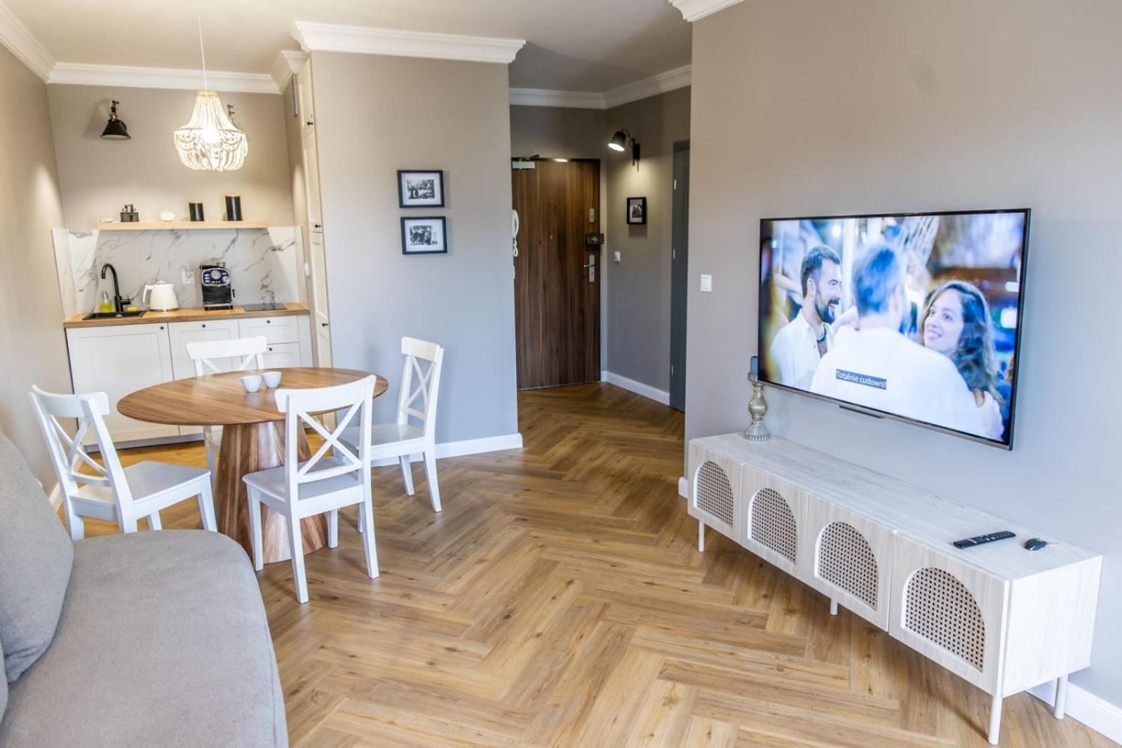 Solar Apartments I Stare Miasto 10Min I Priv Parking Free I Winda I Balkon Stary Toruń Eksteriør billede